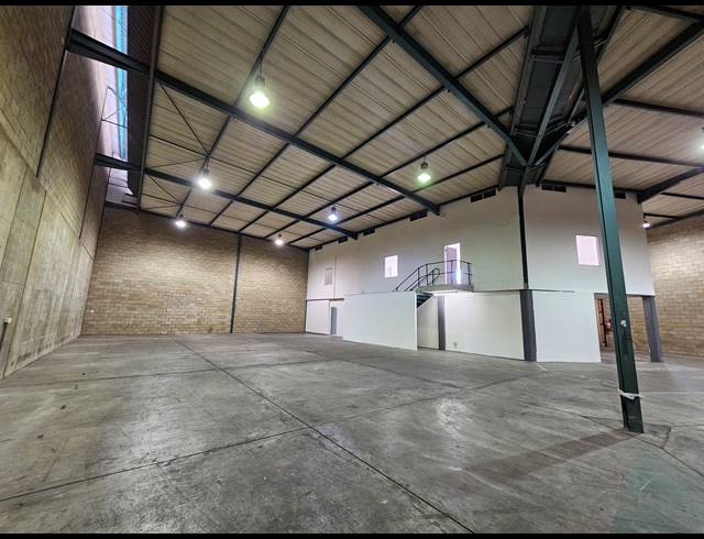 759M² WAREHOUSE TO LET IN LINBRO PARK